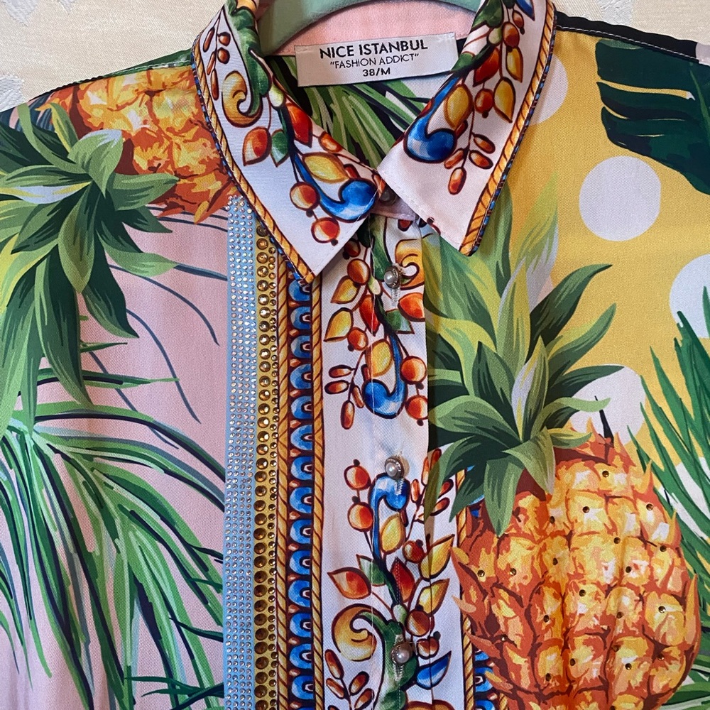 Blouse - Picture 2 of 11